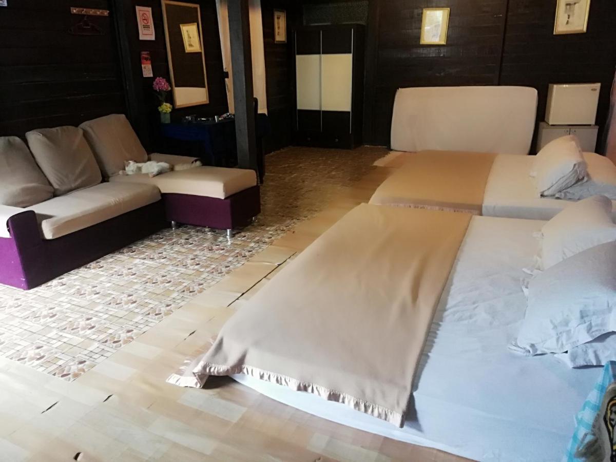 Rumah tetamu Mykampung Chalet *